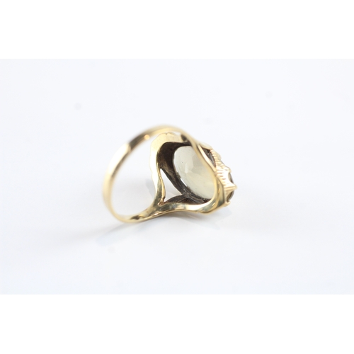 31 - 9ct gold smokey quartz set ring Size N