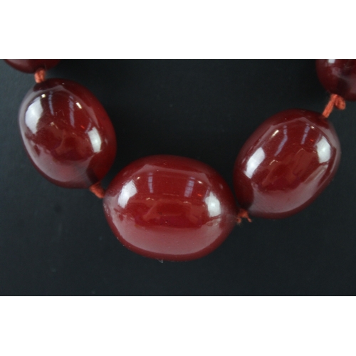 311 - Graduated Cherry Bakelite Necklace w/ Internal Streaking 156g