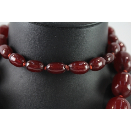 311 - Graduated Cherry Bakelite Necklace w/ Internal Streaking 156g