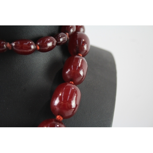 311 - Graduated Cherry Bakelite Necklace w/ Internal Streaking 156g