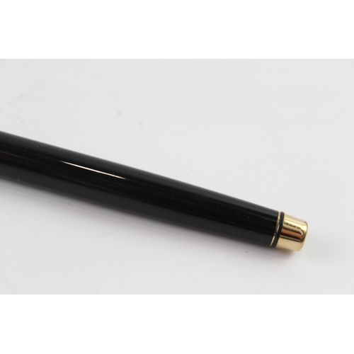 443 - Vintage Cross Townsend Black Lacquer Fountain Pen w/ 14ct Gold Nib WRITING