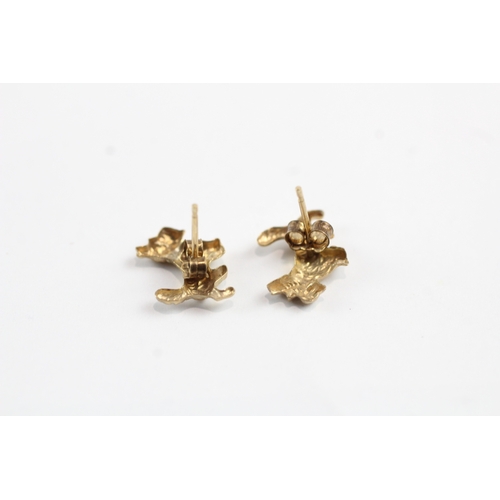 49 - 9ct gold scotty dog stud earrings (0.5g)