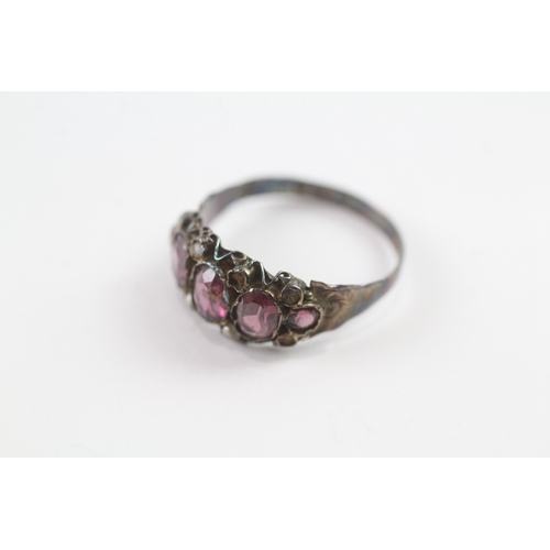 6 - 9ct gold garnet & seed pearl antique ring (as seen) Size O