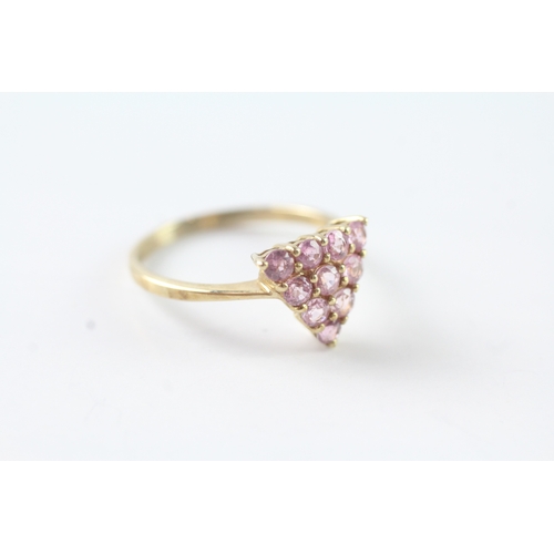 90 - 9ct gold pink sapphire dress ring (1.7g) Size N 1/2