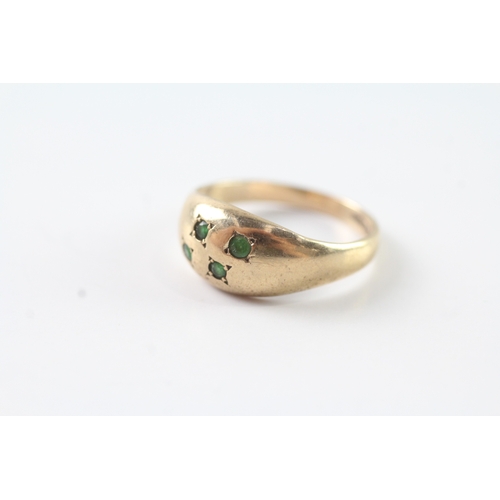 91 - 9ct gold vintage green gemstone ring (2.3g) Size N