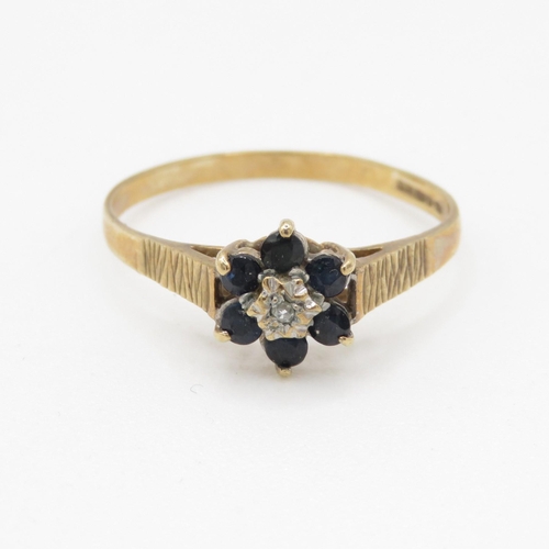 48 - 9ct gold sapphire and diamond floral cluster dress ring (1.3g) Size N