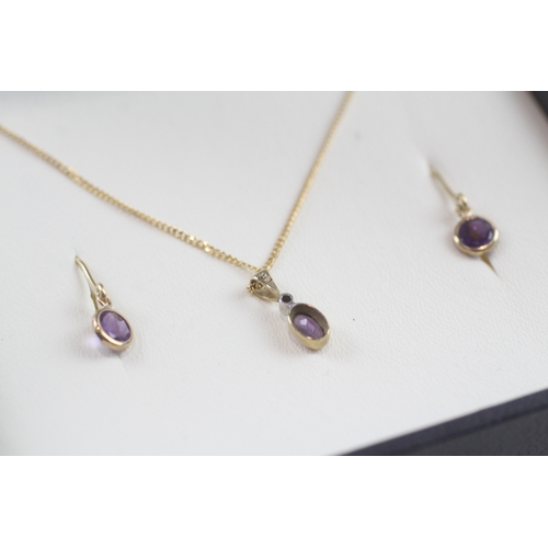 100 - 9ct gold x2 amethyst hook earrings & pendant necklace (2.3g)