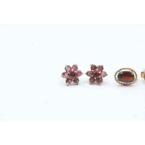 12 - 3x 9ct gold sapphire, garnet & diamond stud earrings (2.2g)