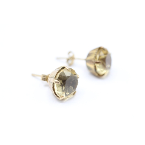 120 - 9ct gold citrine stud earrings (2.8g)