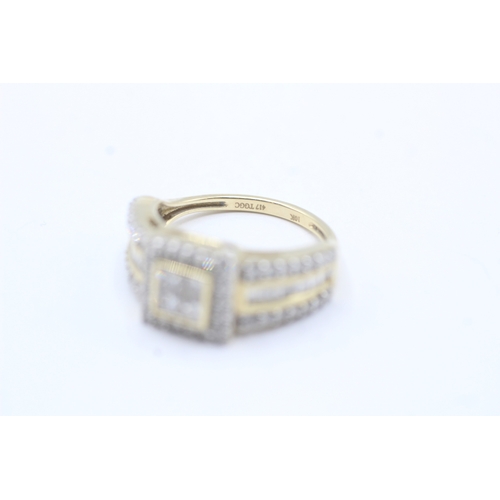 125 - 10ct gold vari-cut diamond dress ring (3.7g) Size L