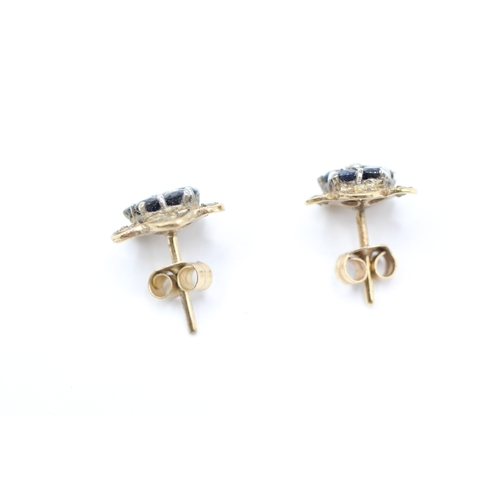 137 - 9ct gold sapphire and diamond cluster stud earrings (2.1g)