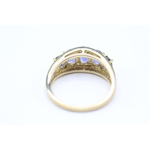 141 - 9ct gold blue gemstone boat ring (3.3g) Size M 1/2