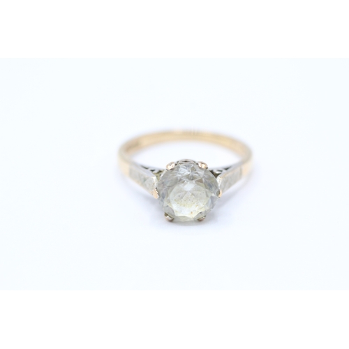 148 - 9ct gold clear gemstone solitaire dress ring (3g) Size L