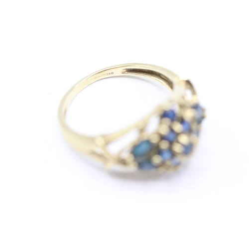 150 - 9ct gold sapphire cluster dress ring (3.6g) Size R