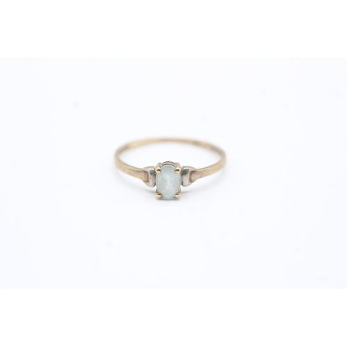 177 - 9ct gold oval cut blue gemstone solitaire ring (0.8g) Size O