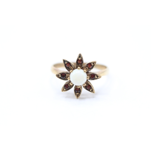 208 - 9ct gold opal and garnet floral halo ring (2.5g) Size N