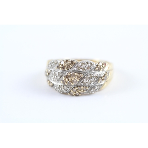 231 - 9ct gold diamond dress ring (4g) Size P