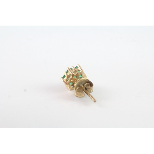 241 - 9ct gold emerald cluster stud earrings (1.5g)