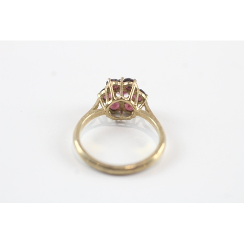 244 - 9ct gold amethyst cluster dress ring (3.5g) Size P