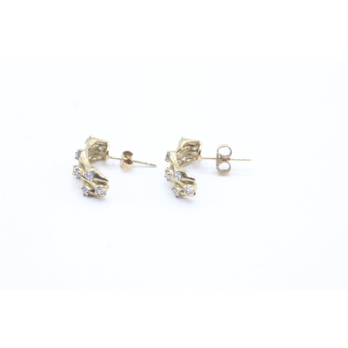 25 - 9ct gold tanzanite earrings (3.2g)