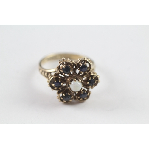 27 - 9ct gold vintage opal and sapphire floral cluster cocktail ring (3.6g) Size M