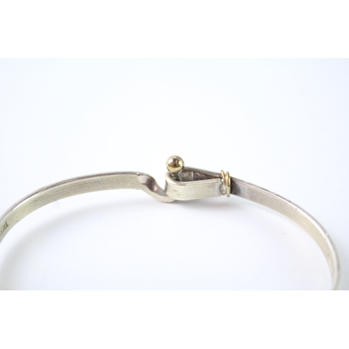 282 - Tiffany & Co Sterling Silver Hook Clasp Bangle w/ .750 Gold Accents 13g