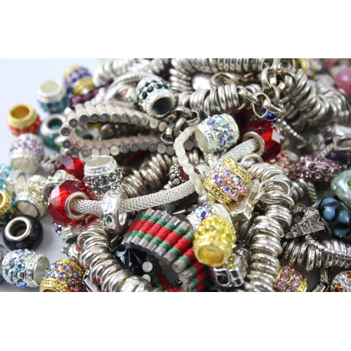 309 - Assortment of Fashion Jewellery inc. Charms, Bracelets, Necklaces 1043g