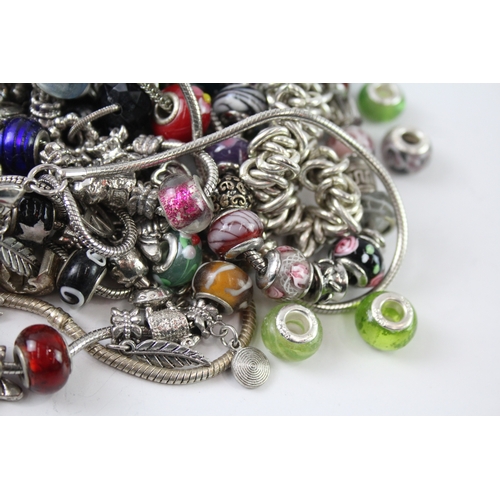 314 - Assortment of Fashion Jewellery inc. Charms, Bracelets 1007g