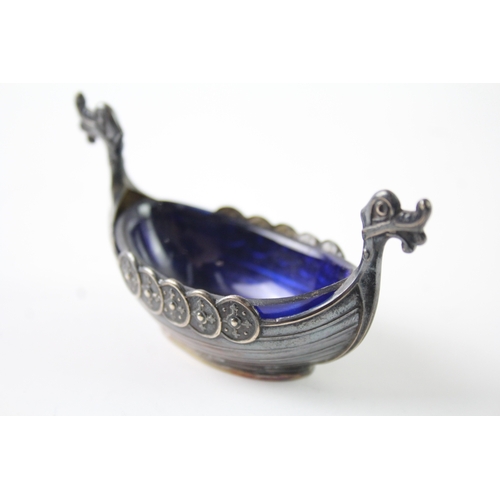 333 - Vintage Stamped .830 Silver Viking Long Boat Condiment / Salt Dish (17g)