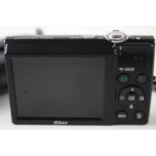 438 - Nikon Coolpix S2500 Digital Compact Camera Working w/ Nikkor 4x Optical Zoom