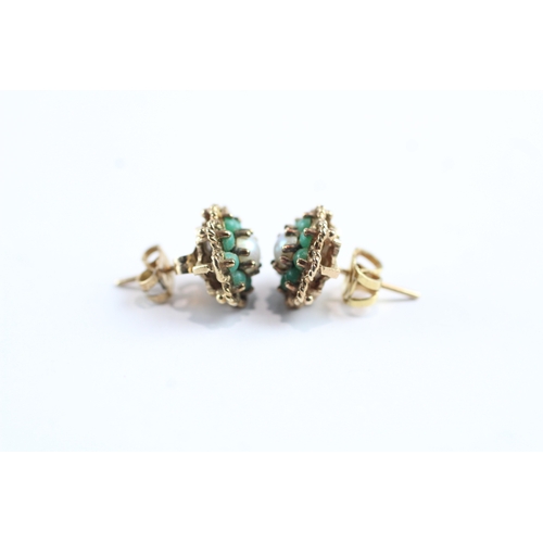 31 - 9ct gold turquoise and seed pearl cluster stud earrings (2.6g)