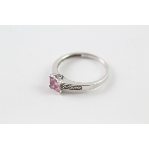 47 - 9ct white gold pink sapphire dress ring w/ diamond set shoulders (1.9g) Size P