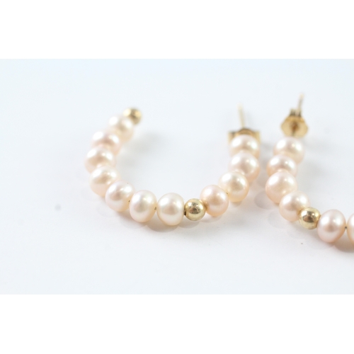 58 - 9ct gold pink cultured pearl c-hoop earrings (2.6g)