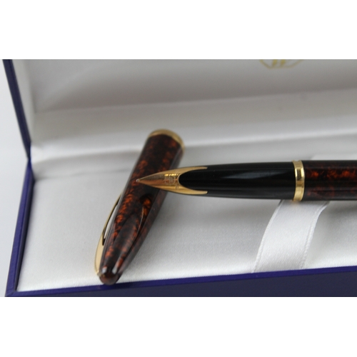 484 - Vintage Waterman Carene Burgundy Lacquer Fountain Pen w/ 18ct Gold Nib WRITING