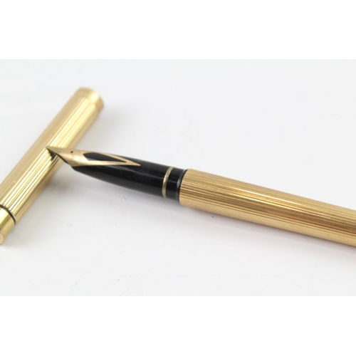 487 - Vintage Sheaffer Targa Gold Plated Fountain Pen 14ct Gold Nib WRITING