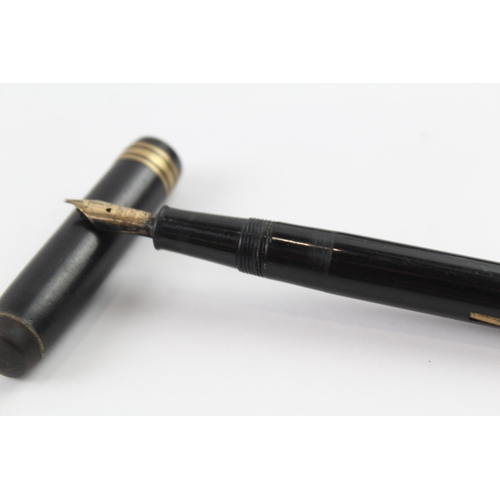 488 - Vintage Conway Stewart No.388 Black Fountain Pen w/ 14ct Gold Nib WRITING