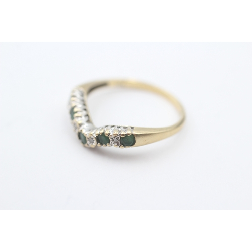 79 - 9ct gold emerald & diamond wishbone ring (2.4g) Size P 1/2