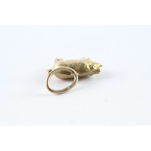 67 - 9ct gold pig charm (1.1g)