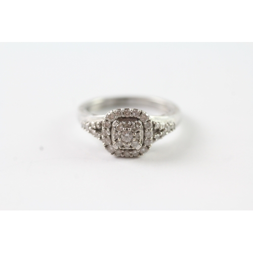 86 - 9ct gold diamond dress ring (3.6g) Size J 1/2