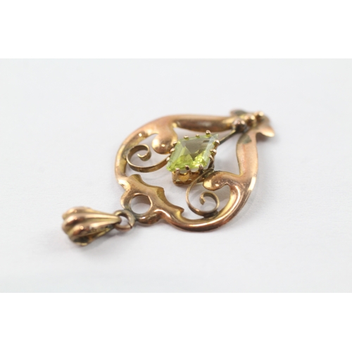 25 - 9ct gold peridot lavalliere pendant (1.3g)