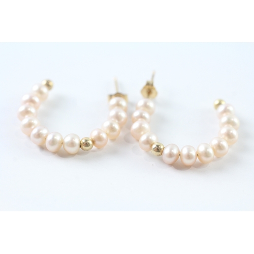 58 - 9ct gold pink cultured pearl c-hoop earrings (2.6g)