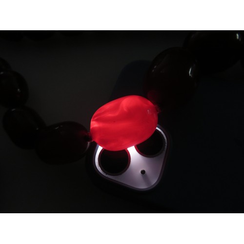 311 - Graduated Cherry Bakelite Necklace w/ Internal Streaking 156g