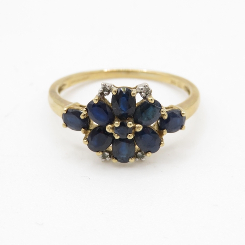 131 - 9ct gold sapphire & diamond floral cluster dress ring (2.2g) Size Q