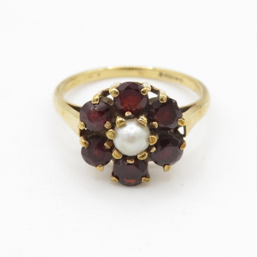 157 - 9ct gold vintage seed pearl & garnet cluster ring (2.9g) Size L 1/2