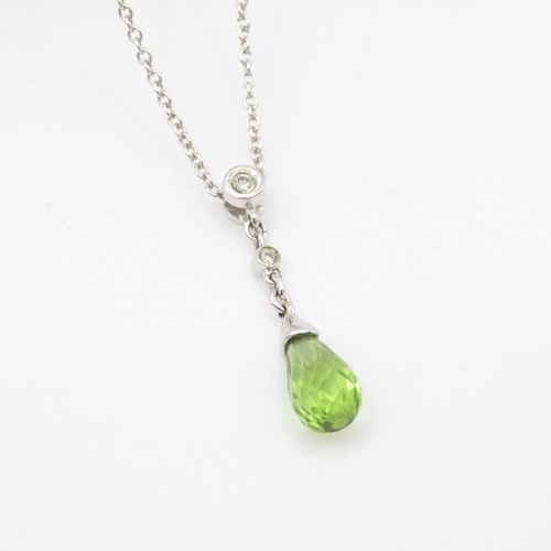 189 - 9ct gold faceted peridot & diamond drop pendant necklace (2g)