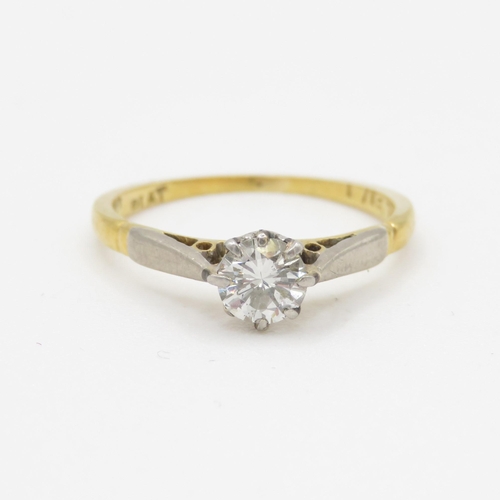 55 - 18ct gold & platinum diamond solitaire dress ring (1.9g) Size J 1/2