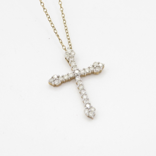 65 - 9ct gold diamond cross pendant necklace (2.5g)