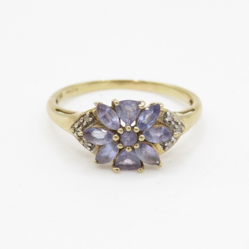 95 - 9ct gold tanzanite & diamond floral dress ring (2g) Size P