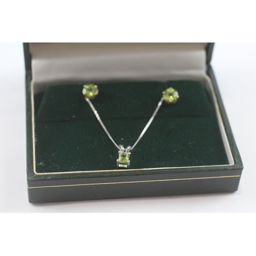 100 - 9ct white gold x2 peridot pendant necklace & stud earrings set (2.4g)