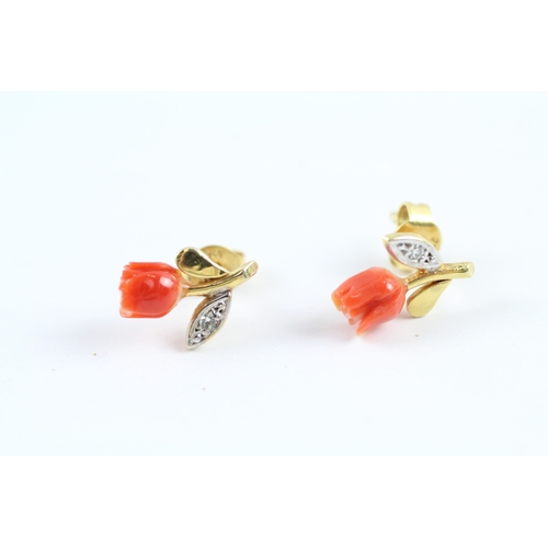 103 - 9ct gold diamond & coral floral stud earrings (1.2g)